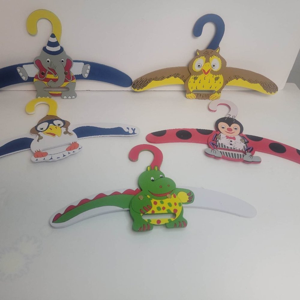 Set of 5 kids Toddler Baby Animal Print clothes hangers hand painted